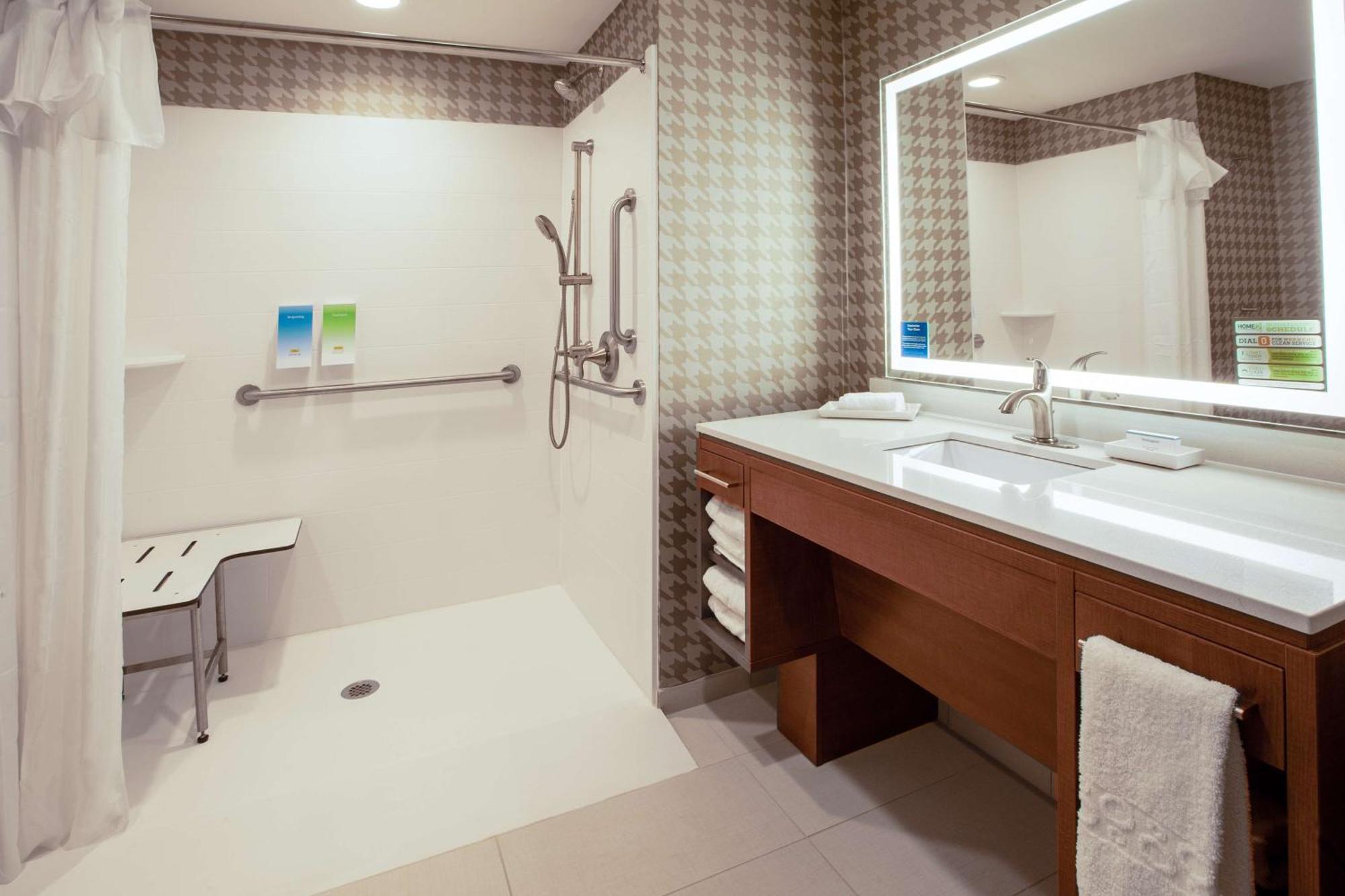 Home2 Suites By Hilton Lewisburg, Wv Esterno foto